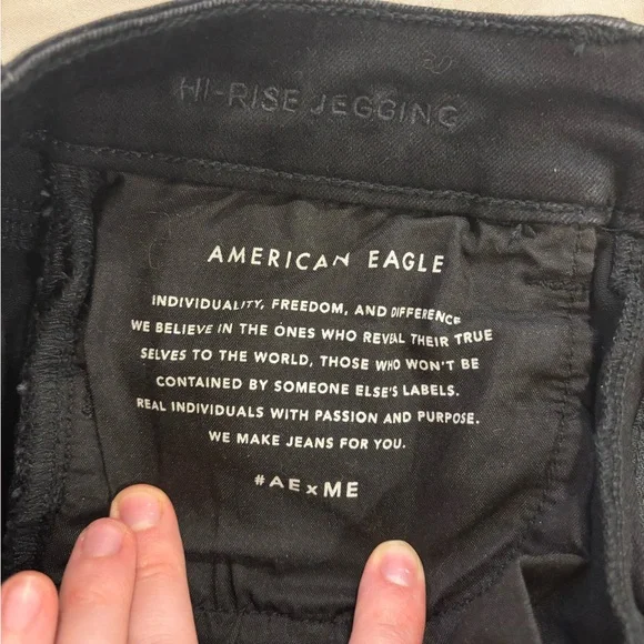 American Eagle Outfitters Black Distressed Skinny Jeans - Picture 4 of 4